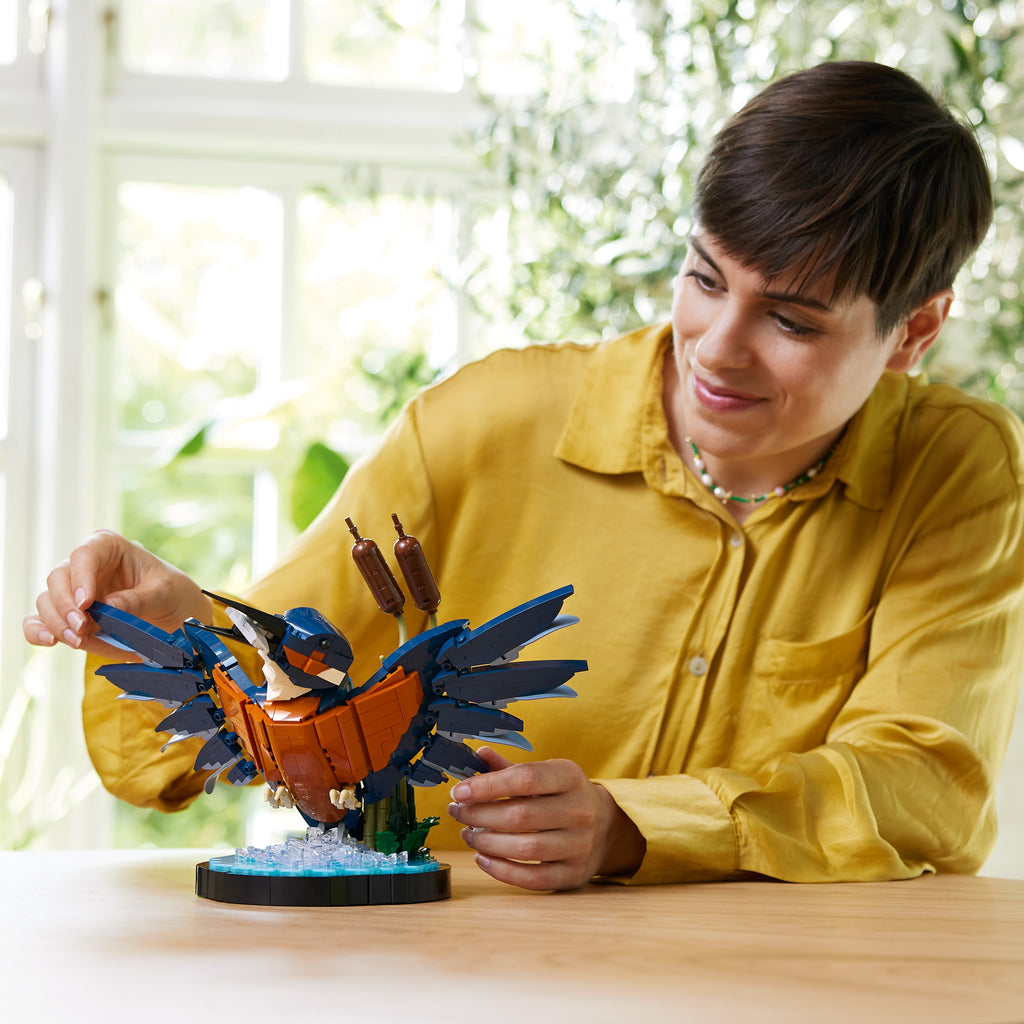 LEGO Icons Eisvogel (10331) – Originalverpackung, Ansicht 2