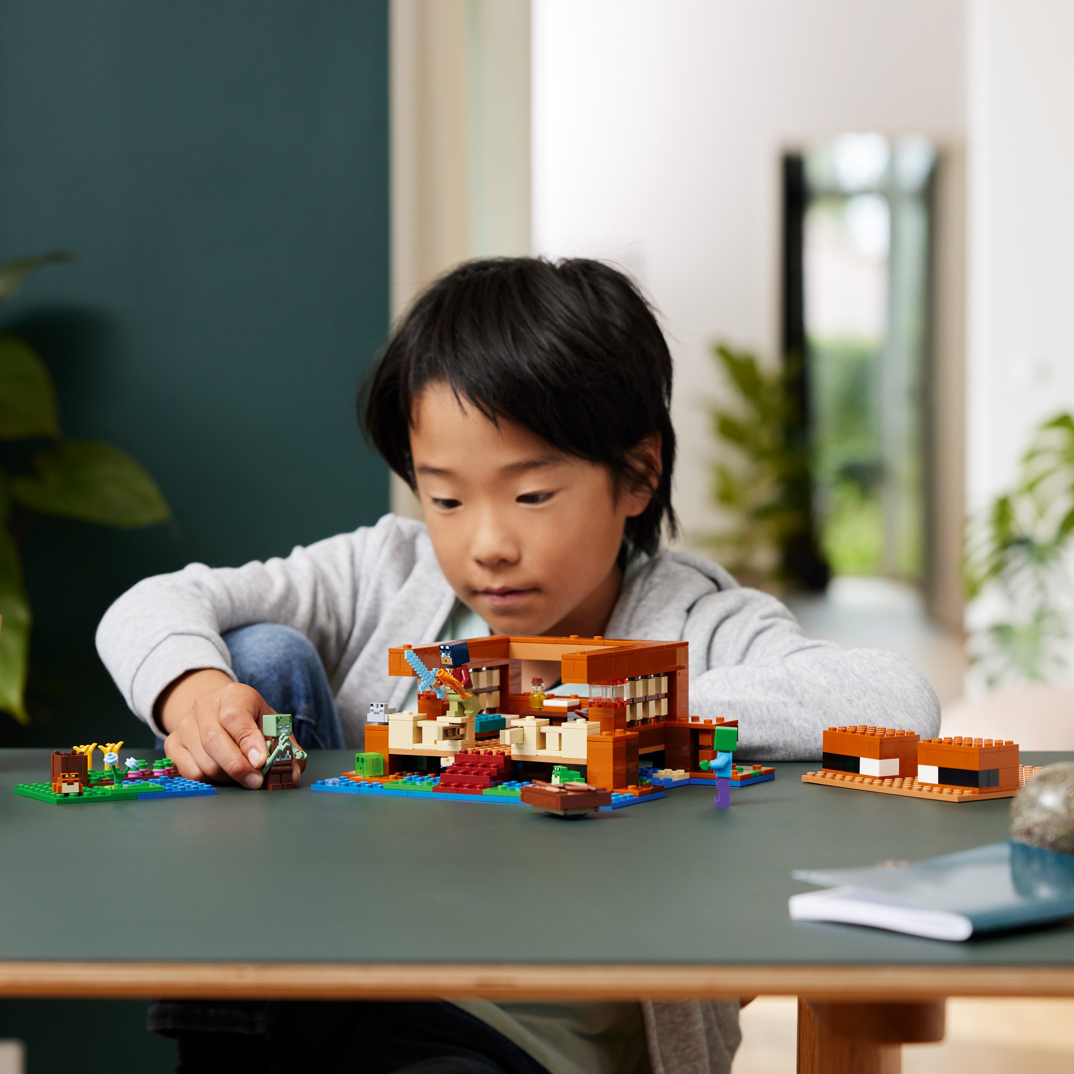 LEGO Minecraft Das Froschhaus (21256) – Originalverpackung, Ansicht 2
