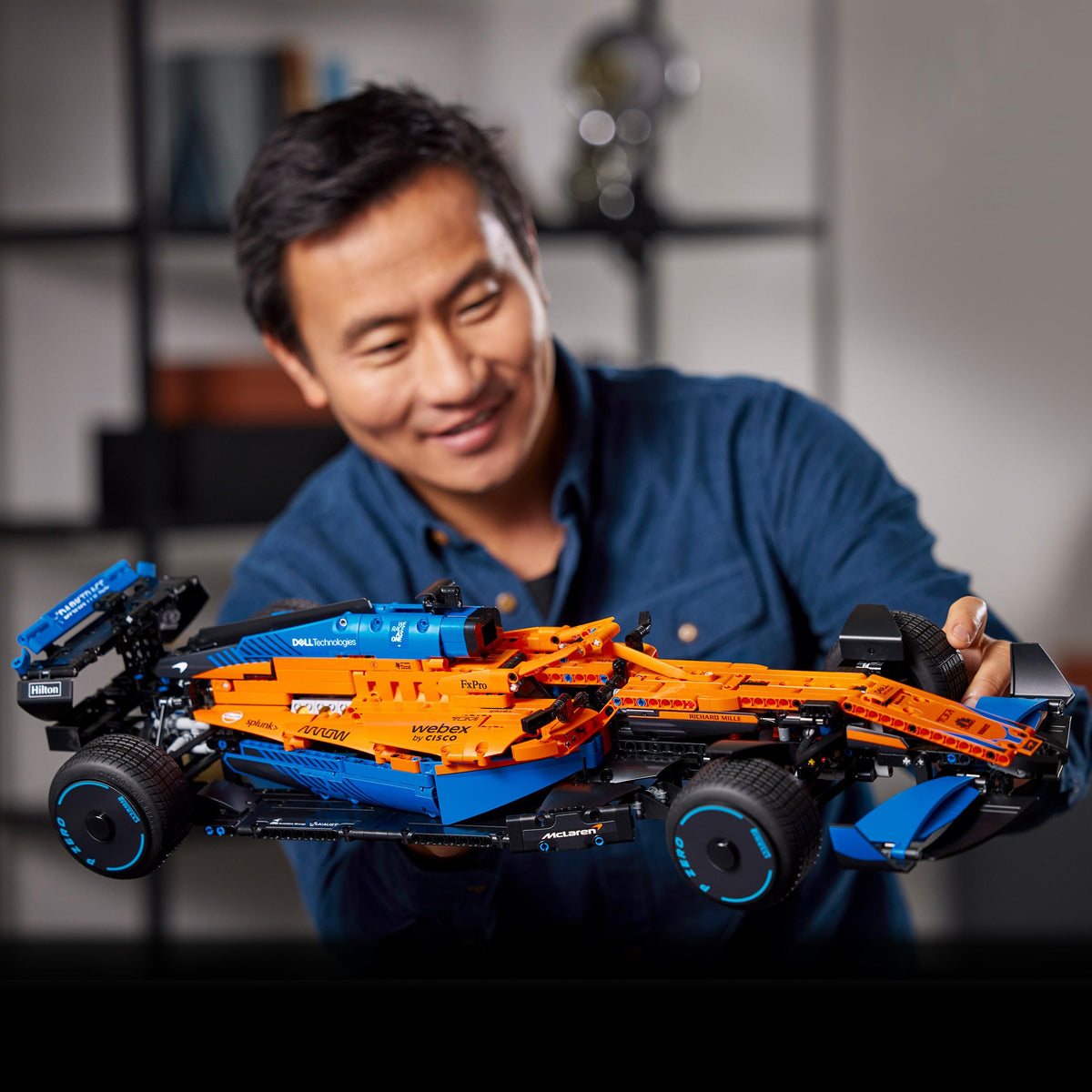 LEGO Technic McLaren Formel 1 Rennwagen (42141) – Originalverpackung, Ansicht 2