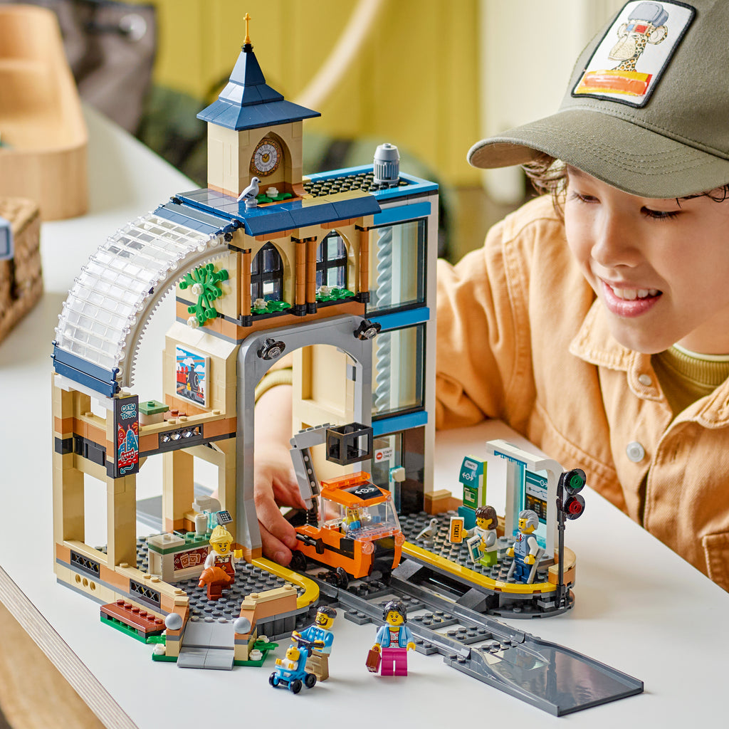 LEGO City Hauptbahnhof (60469) – Originalverpackung, Ansicht 2